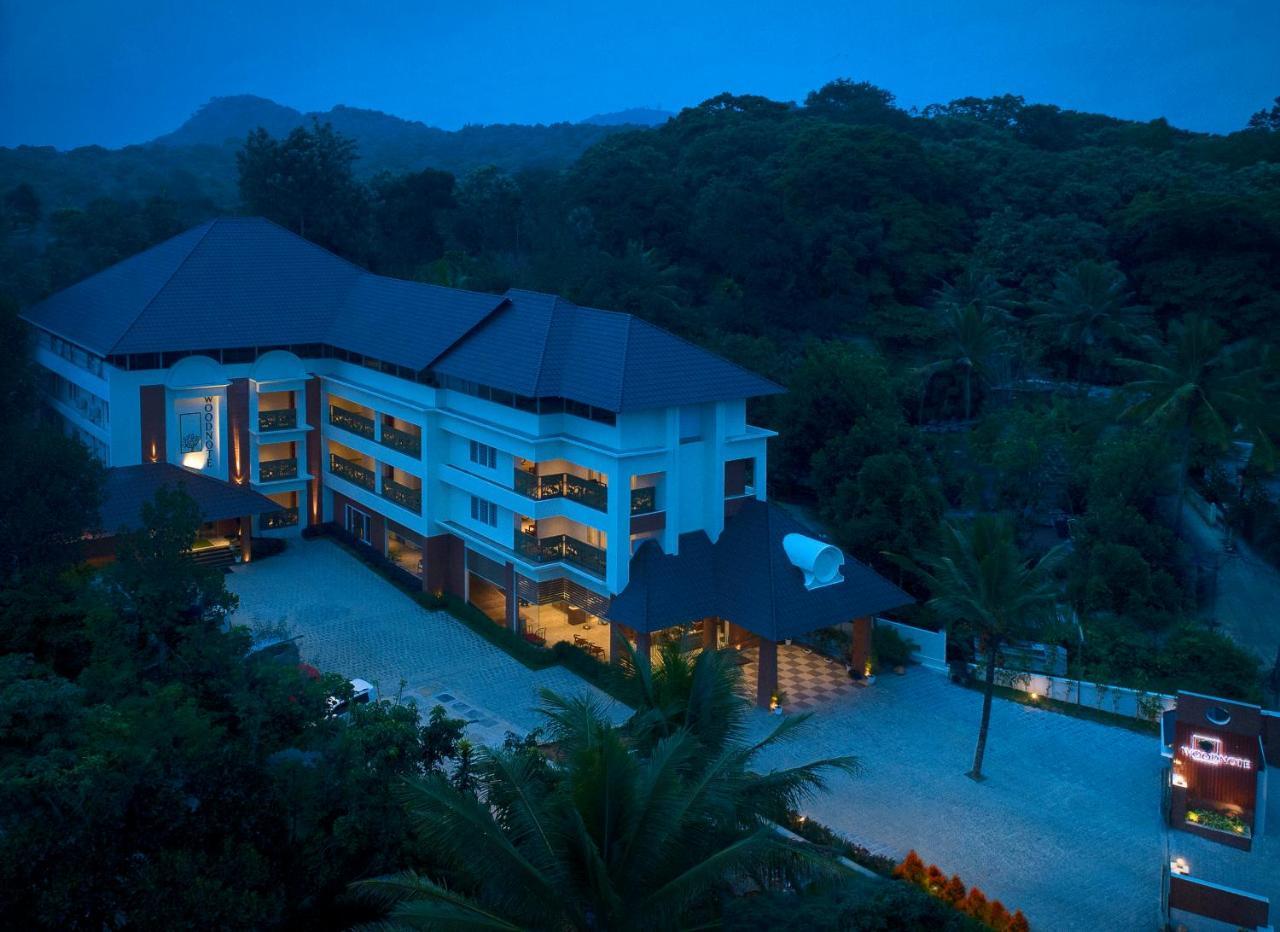 Woodnote Thekkady Hotel Exterior photo
